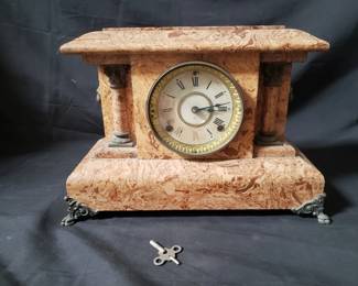 Lot # : 413 - Vintage Seth Thomas wood mantle clock