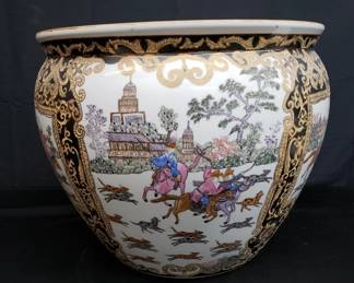 Lot # : 500k - Chinese hand-painted, signed porcelain fishbowl