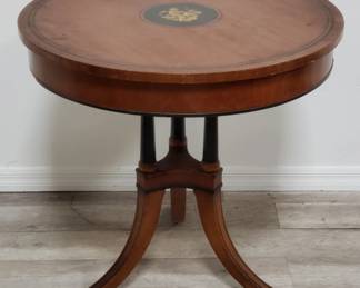 Lot # : 830 - Round drum table w/hand painted cherub