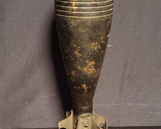 Lot # : 400 - Vintage mortar round decoration