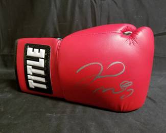Lot # : 605c - Floyd Mayweather autographed Title red boxing