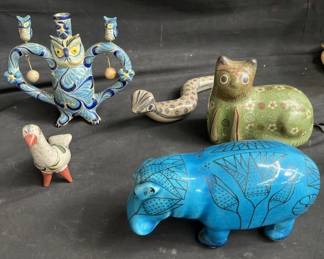 Lot # : 598 - Group of Mexican animal figurines