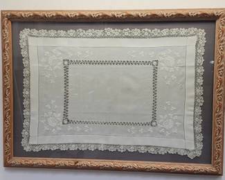 Lot # : 887 - Framed hand-stitched antique lace embroidered dresser cloth