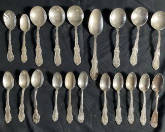 Lot # : 202 - Group of sterling silver spoons
