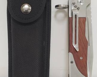 Lot # : 48 - Pocket knife w/sheath