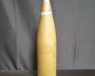 Lot # : 60 - Vintage artillery round
