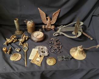 Lot # : 329 - Group of vintage metal items