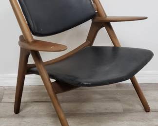 Lot # : 858 - Hans J. Wegner style sawbuck chair