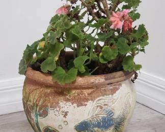Lot # : 841 - Live plant in hand-painted fish & leaf pottery