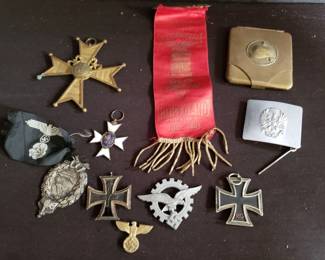 Lot # : 408 - Group of German medals, belt buckle, etc from WWII