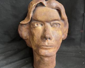 Lot # : 618 - Vintage pottery bust sculpture 12"h x 7”l