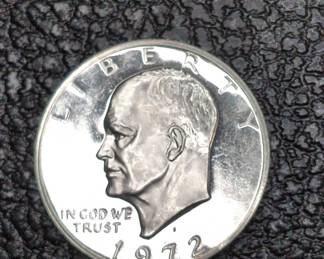 Lot # : 608a - 1972-S Silver Proof Eisenhower Dollar coin