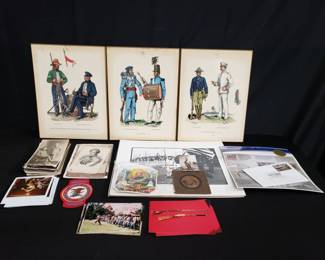 Lot # : 412 - Box of miscellaneous vintage military photos