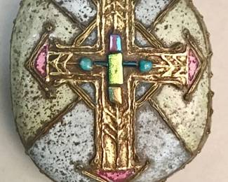 Lot # : 755 - Vintage cross-form-decorated stone