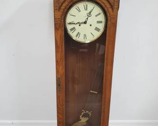 Lot # : 500s - Vintage Howard Miller grandfather clock
