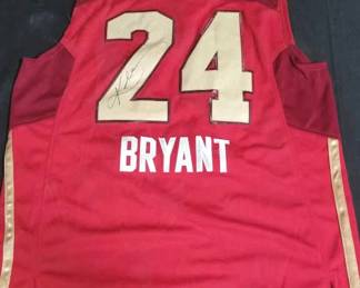 Lot # : 609c - Signed Kobe Bryant All-Star jersey