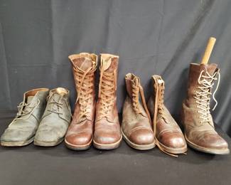 Lot # : 347 - Box of vintage military style boots