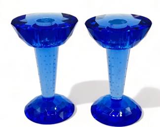 Lot # : 523a - Pair of cobalt blue crystal candlesticks, 5” h.