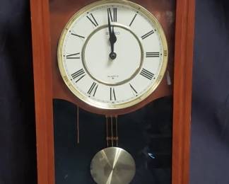 Lot # : 70 - Seiko pendulum wall clock
