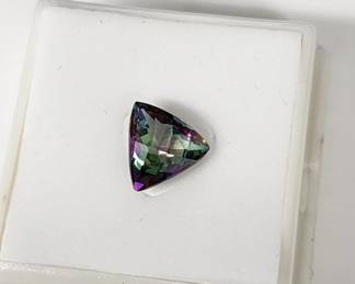 Lot # : 631 - 3.65ct Triangle mystic topaz gemstone