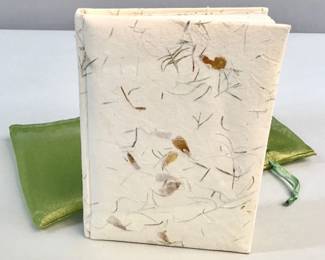 Lot # : 761 - Vintage blank book with cover and pages