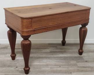 Lot # : 30 - Vintage spinet library writing desk