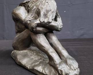 Lot # : 175u - Signed heavy composite sculpture