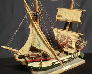 Lot # : 105 - Mediterranean vessel XII century model ship