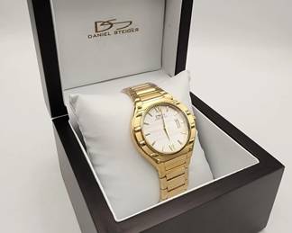 Lot # : 628 - Daniel Steiger men's wristwatch new