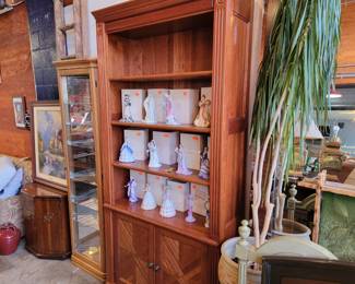 Stickley Book shelf & Lenox Figurines 