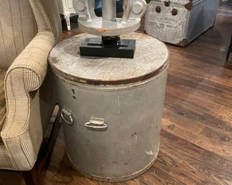 Barrel Table