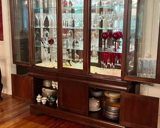 China Cabinet w/China Service & Accessories for 20 