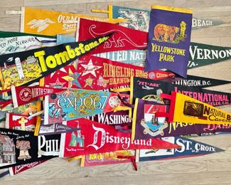 Over 25 Vintage Felt Travel Souvenir Banners: Disneyland, Ringling Bros Circus, Niagara Falls & Many More
Lot #: 97