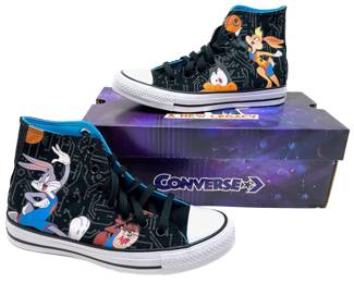 New In Box Space Jams Warner Bros Converse All Stars Sneakers, Womens 7/Mens 5
Lot #: 83