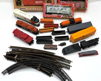 Vintage Toy Trains & Tracks, Some New In Box: Tyko, Varney, Delaware & Hudson
Lot #: 173