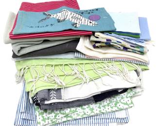 Linens: Sets 0f Placemats & Napkins, Table Cloths, Table Runner, Pillow Covers & Fabrics
Lot #: 86