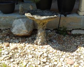 Miniature concrete bird bath