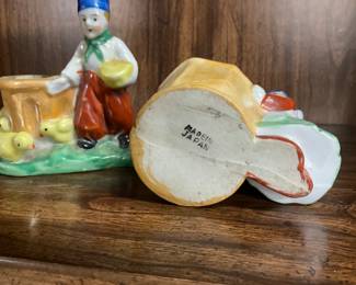 Dutch boy, and girl made in Japan