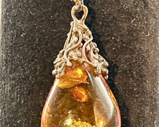 Sterling silver Amber Tear Drop Pendant 13.0 g