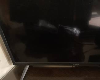 Office - Vizio tv/monitor
