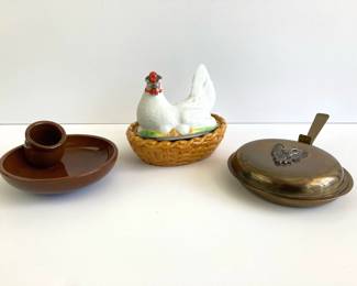 Lot 6813 Staffordshire Hen on Nest  Silent Butler Crumb Catcher  Williams Sonoma Olive Dish