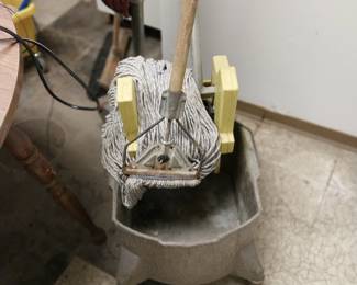 Mop bucket