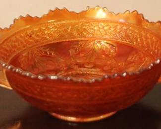 104 - Fenton Marigold Cherry Circles Bon Bon 4" x 8"
