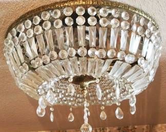 61 - Vintage Prism Light Fixture - 21" round Bring tools to remove fixture from ceiling You are buying a used as-is electric/electronic item. We do not guarantee all components are present, and if it is not expressly stated, it is untested.
