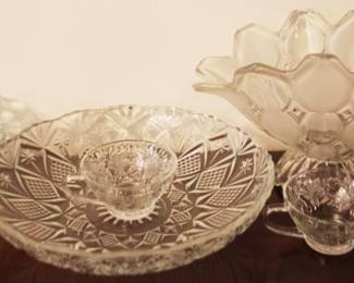 157 - Lot of Assorted Glass Items
