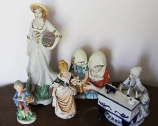 32 - Lot of Assorted Figurines
