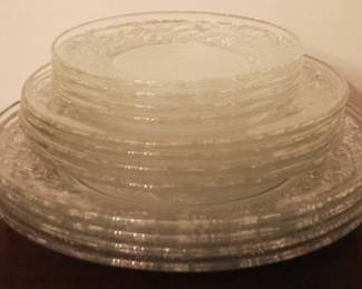 123 - 12 Princess House Glass Plates 6", 7.5", and 9.5" round
