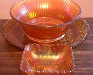 289 - 3 Carnival Glass Items
