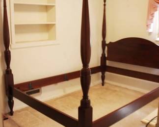 9 - Craftique Queen Size Poster Bed 82" x 63" x 77"
