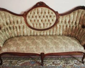 37 - Victorian Tufted Cameo Back Sofa 42" x 77" x 22"
